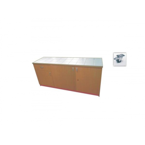 Stolik labolatoryjny pełny 195 mobilny