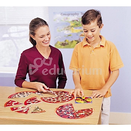 Ułamkowa pizza - gra poziom 2 (1, 1/2, 1/3, 1/4, 1/6, 1/8, 1/9, 1/12, 1/16)